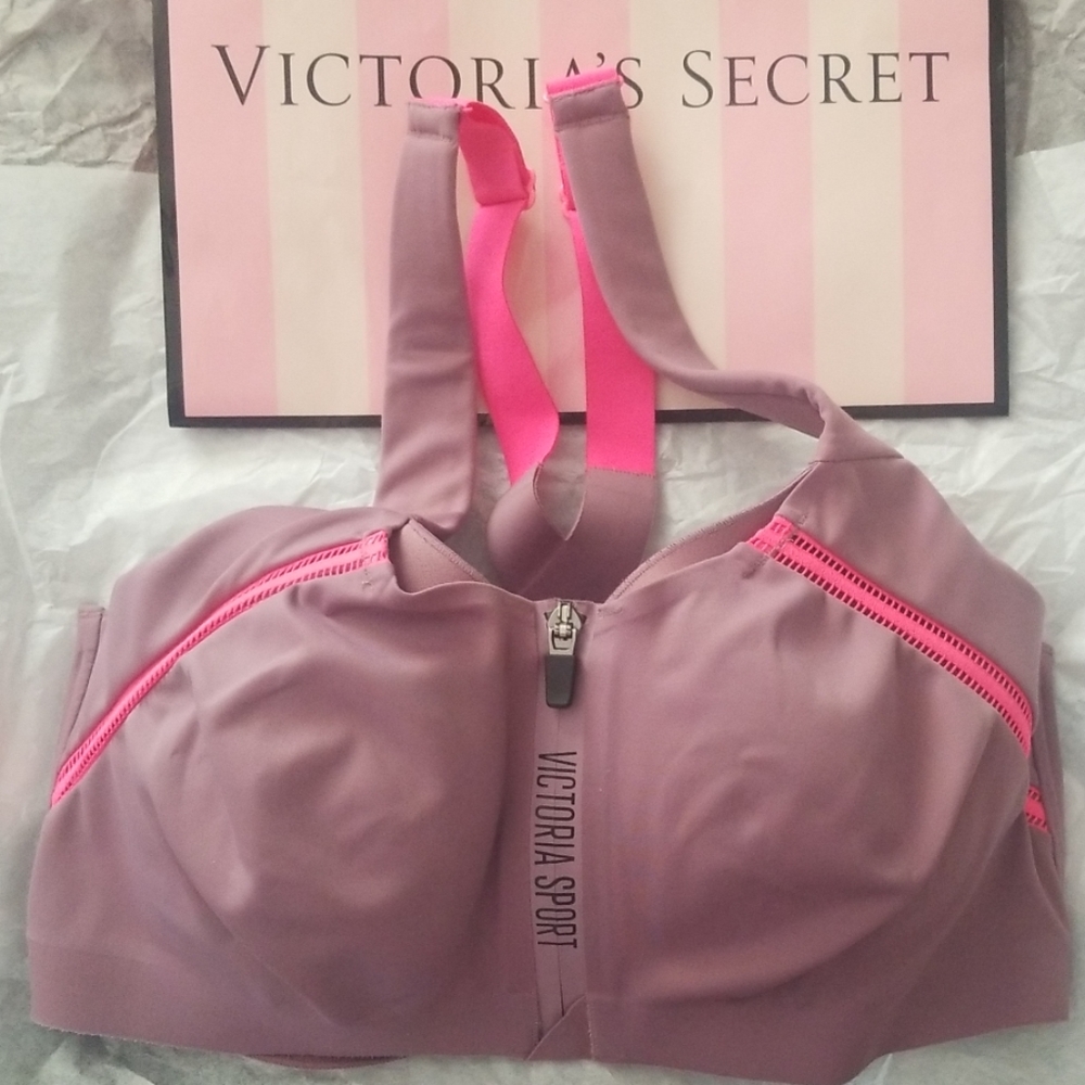 34DDD Incredible Knockout Ultra Max
